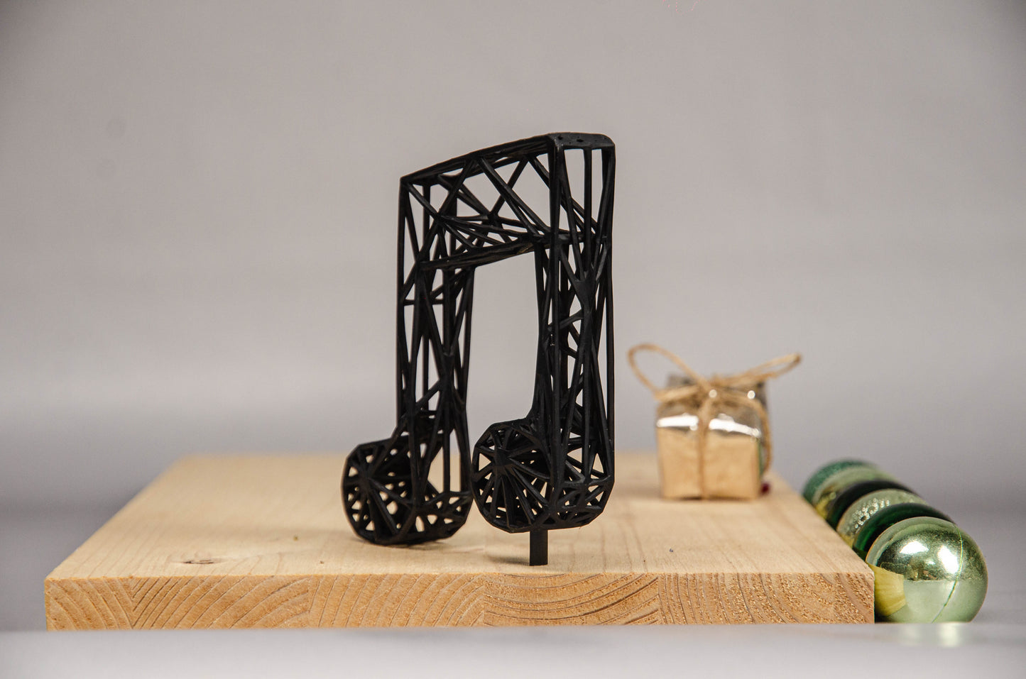 Tischdeko „Achtelnote“ – Einzigartige Gitter-Skulptur mit Musiknote – Moderne und böhmische Wohndekoration