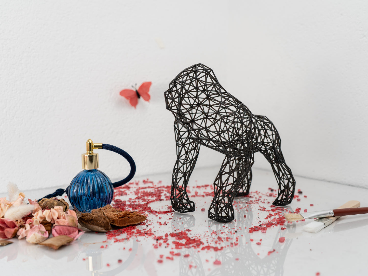 Gorilla-Skulptur – langlebiges Kunstwerk aus Kunstharz