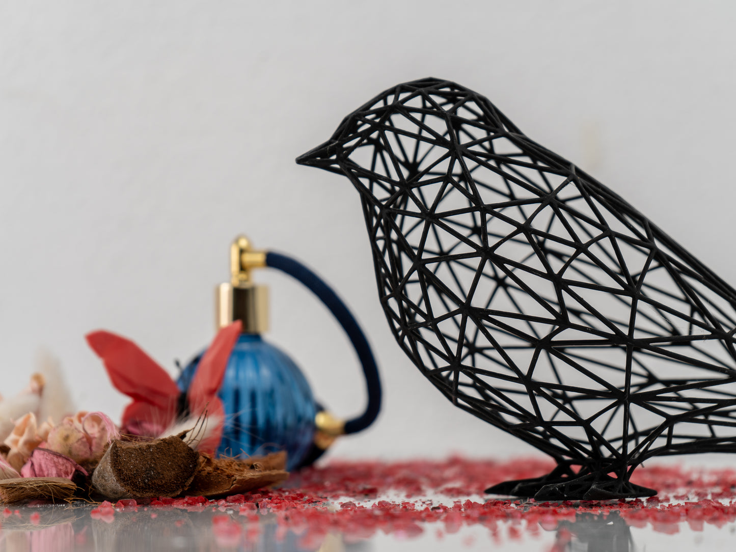 Kleine, bezaubernde Spatz-Skulptur
