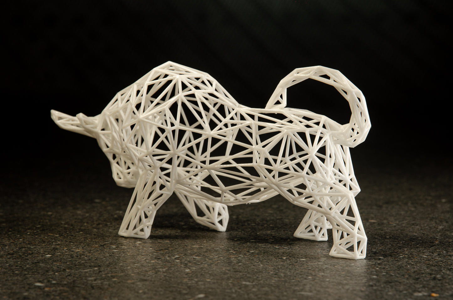 Stier-Dekor-Skulptur