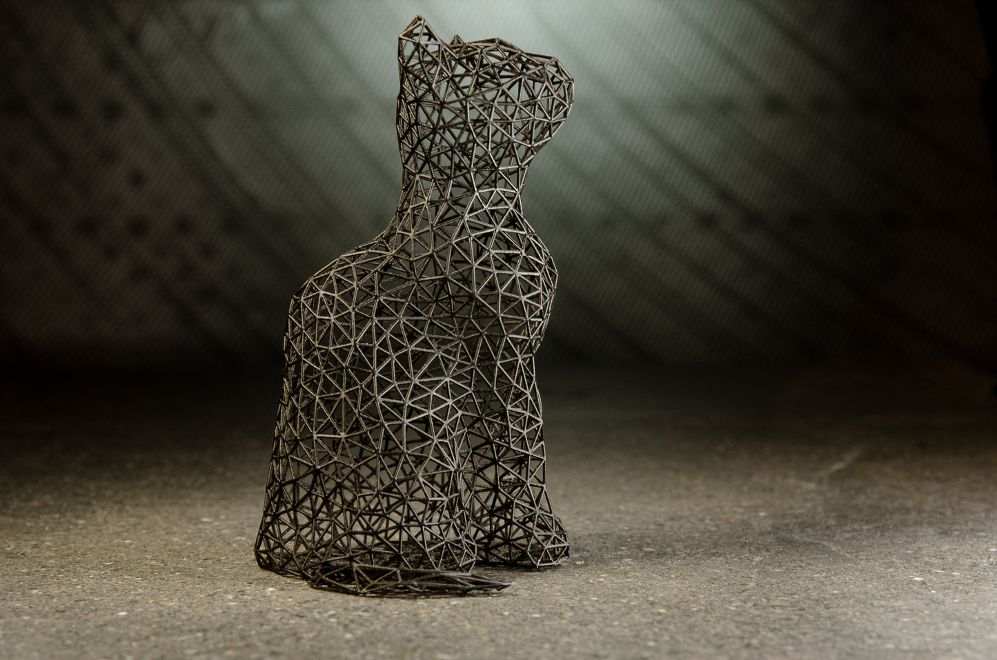 Einzigartige sitzende Katzenfigur