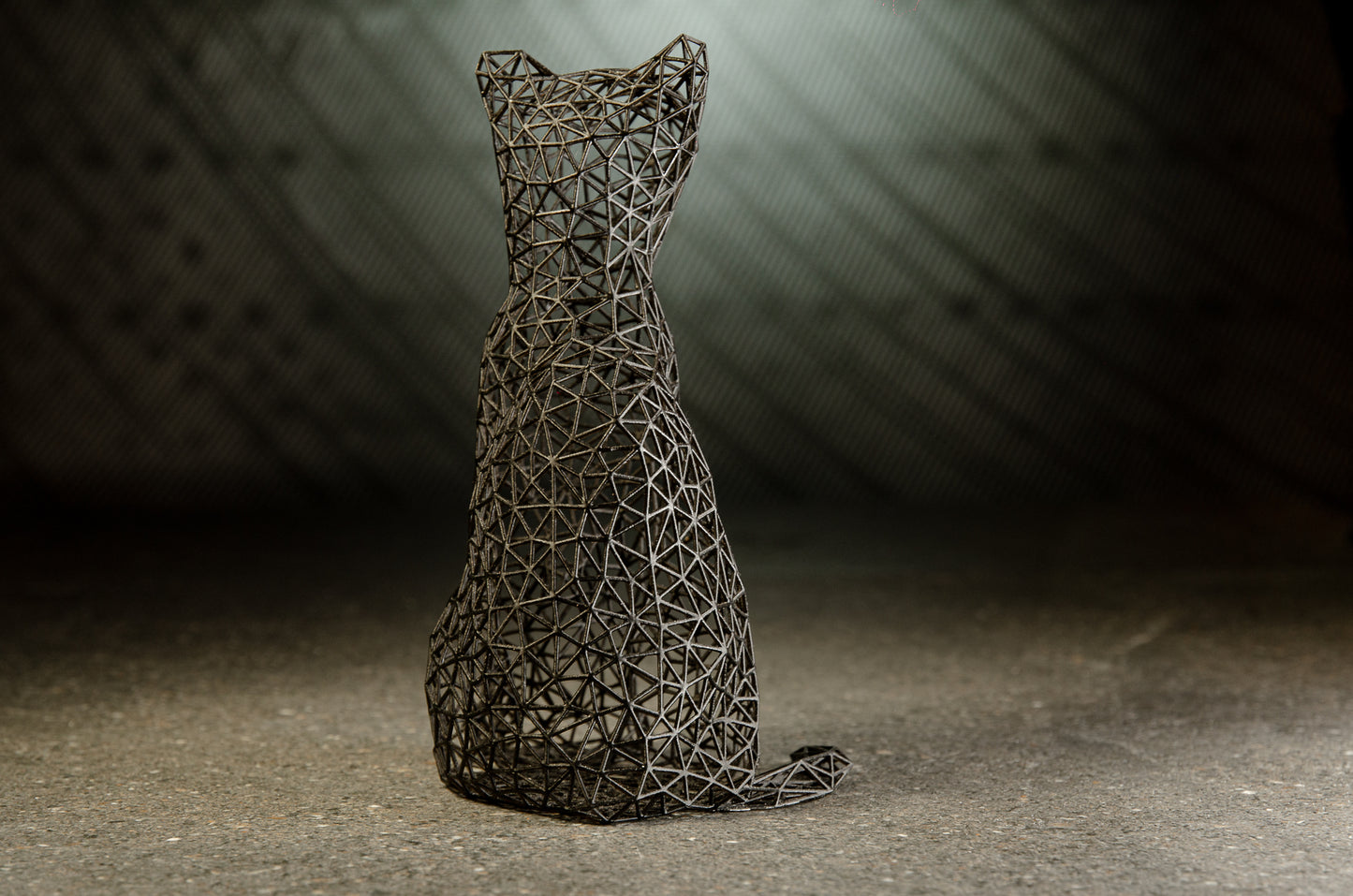 Einzigartige sitzende Katzenfigur