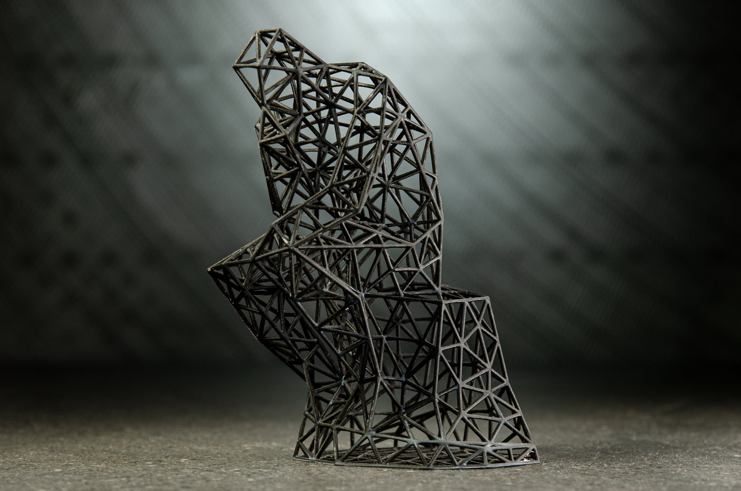 Der Denker, moderne einzeilige 3D-Skulptur