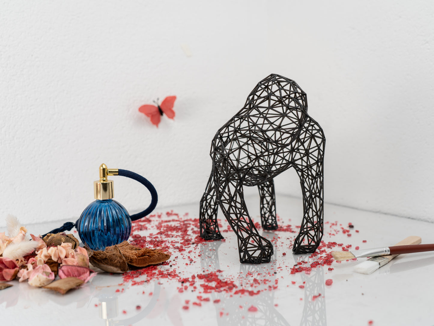 Gorilla-Skulptur – langlebiges Kunstwerk aus Kunstharz 