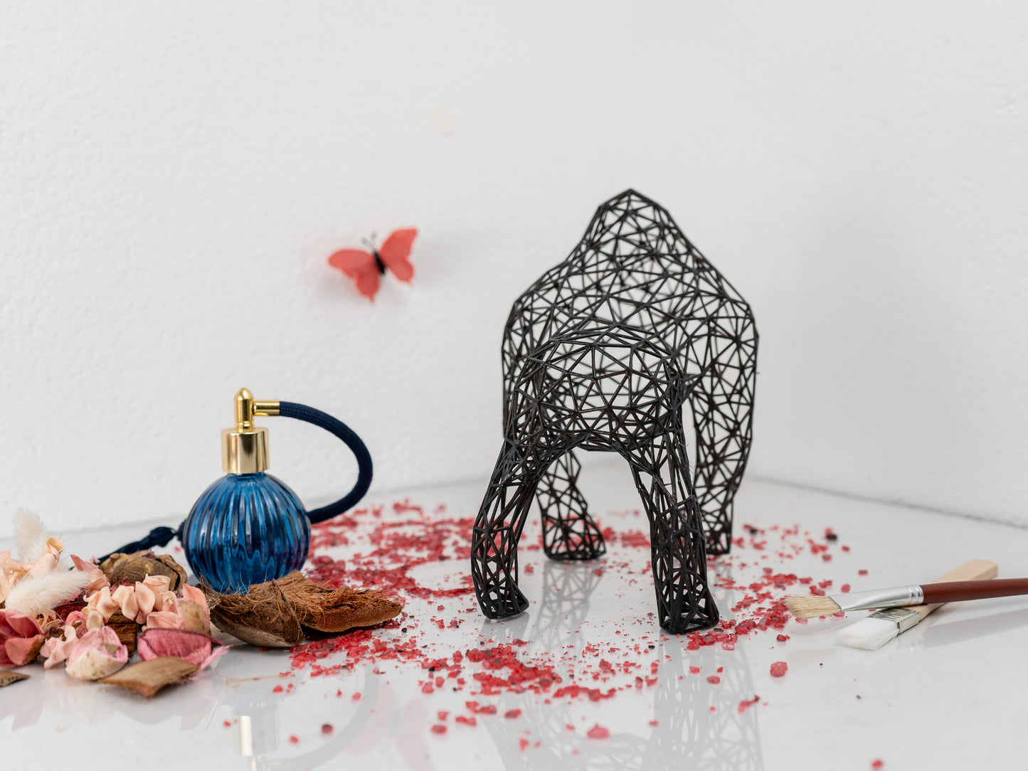 Gorilla-Skulptur – langlebiges Kunstwerk aus Kunstharz 