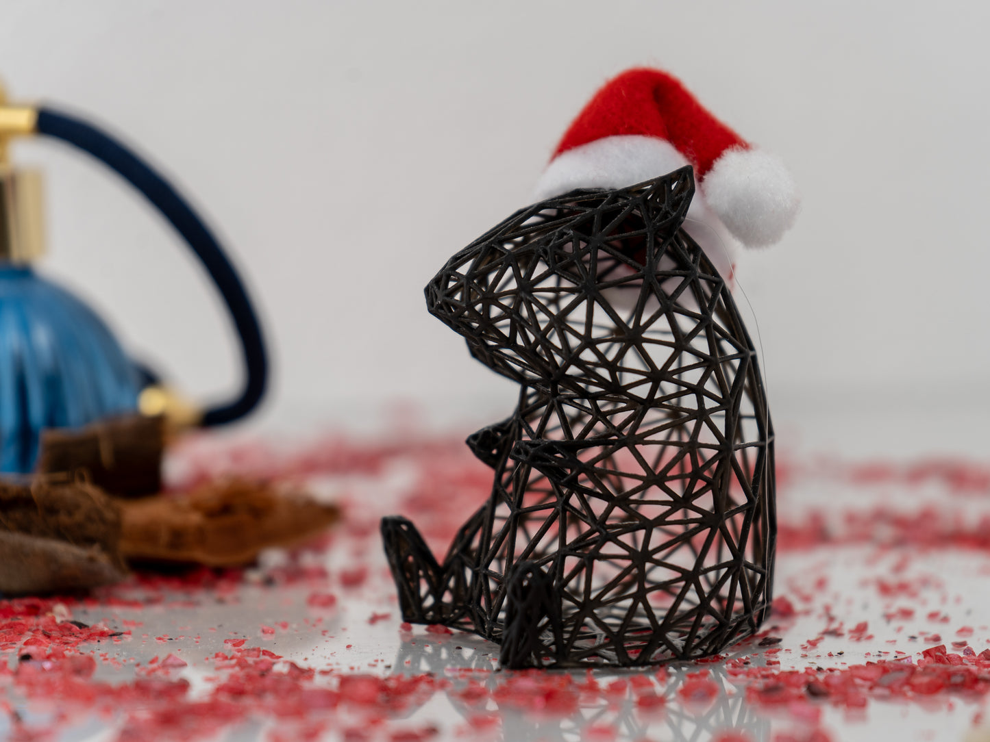 Süßer Weihnachtshamster mit Mütze