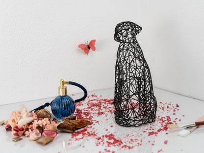 Elegant Labrador Wire Art Sculpture – Modern Decor in Black or White