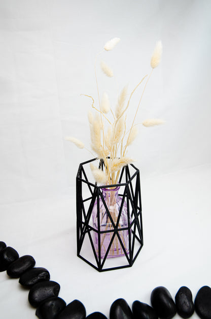 Upright Geometric Wire Vase Cage – Black Design for 10cm Pots & Wedding Table Decor