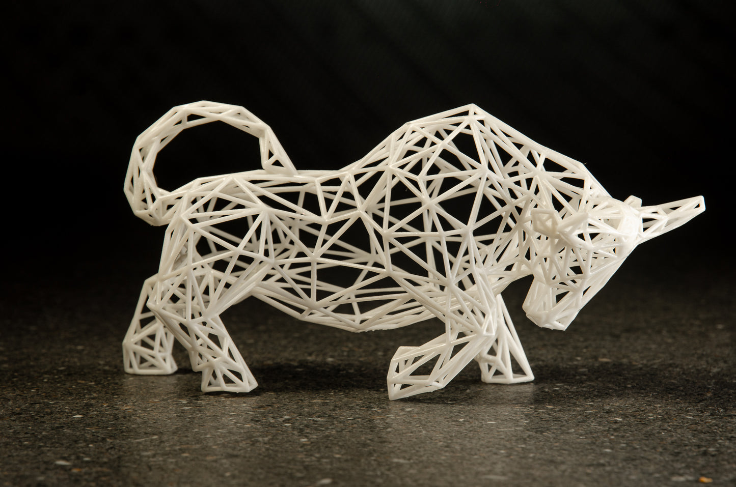 Stier-Dekor-Skulptur