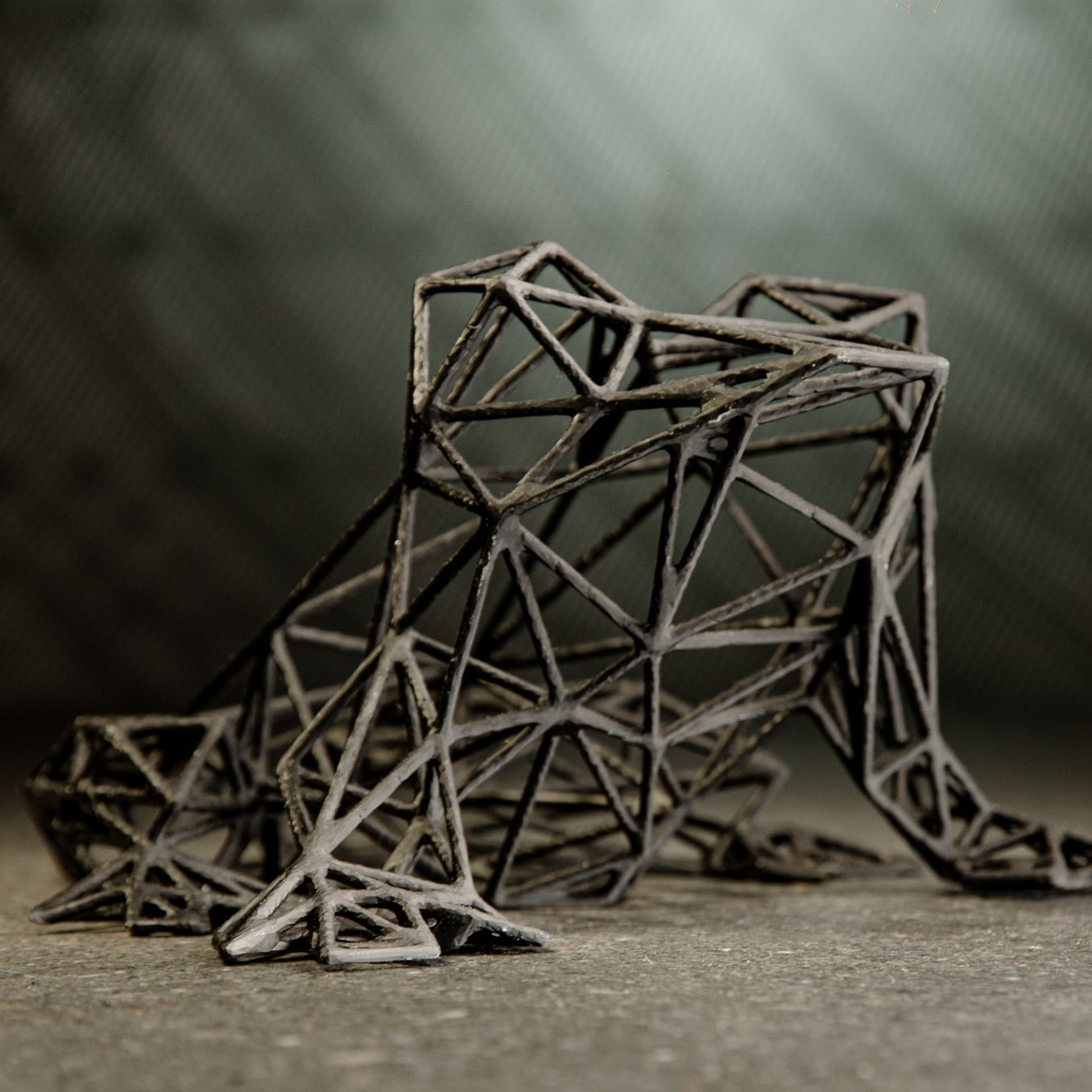 Geometrische Frosch-Dekor-Skulptur