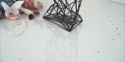 Minimalistische Eulenskulptur