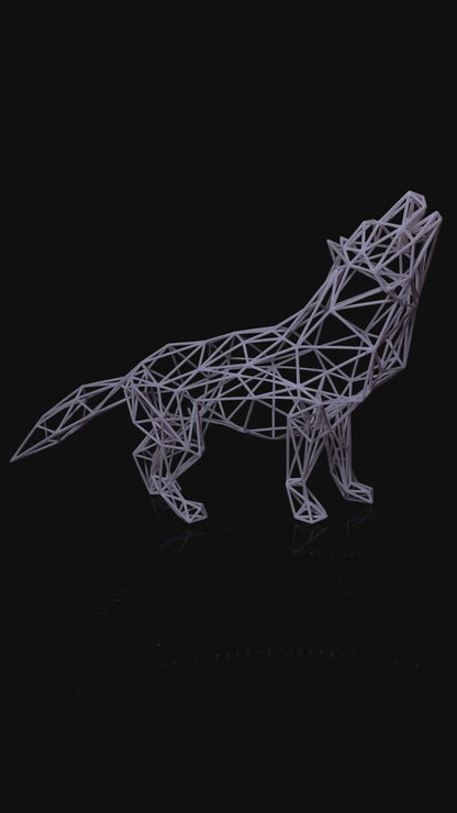 Majestätische moderne Wolfsskulptur - 3D-Drahtgitter-Harzkunst für Wohndekoration, geometrisches Dekor 