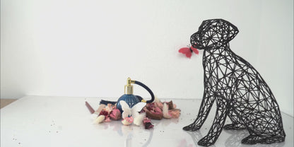 Elegant Labrador Wire Art Sculpture – Modern Decor in Black or White